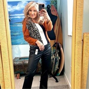 NWT IN Studio, Sinfully Soft Stretchy, Top, Easy Wear & Care, Pull-Over, Size 1X